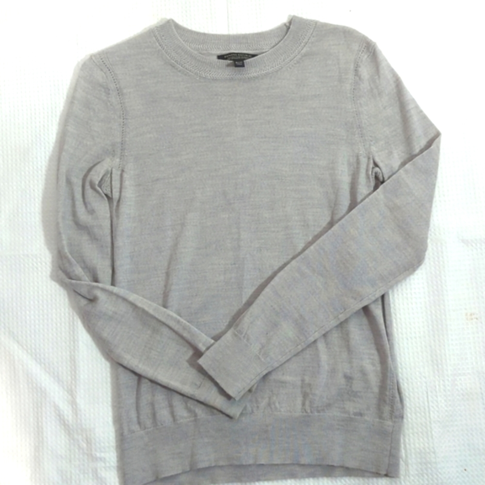 Banana Republic 100% Extra Fine Merino Wool Sweater